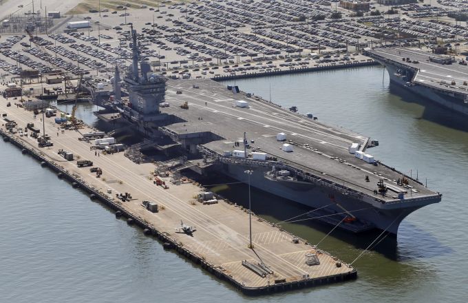 Die «USS Eisenhower» mit ihren vier Begleitschiffen wird wegen dem Israel-Krieg zum bereits vor Ort liegenden Flugzeugträger «USS Ford» im östlichen Mittelmeer verlegt. Israel-Krieg