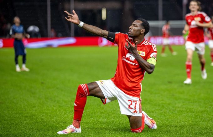 Trotz dem Doppelpack von Sheraldo Becker muss Union als Verlierer vom Platz. Union Berlin