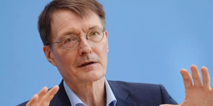 Karl Lauterbach: «Ich kann mir nicht vorstellen, dass wir den Karneval durchführen können.». Foto: Kay Nietfeld/dpa Karl Lauterbach: «Ich kann mir nicht vorstellen, dass wir den Karneval durchführen können.». Foto: Kay Nietfeld/dpa