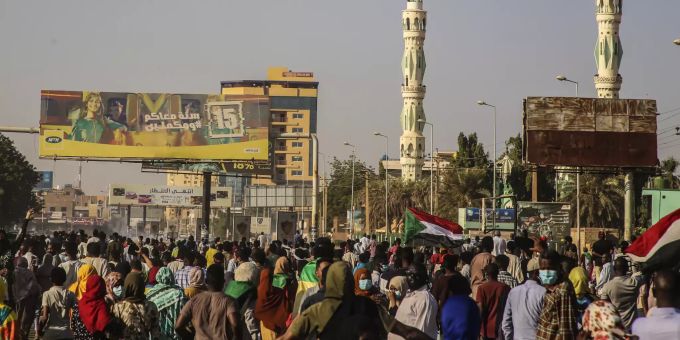epa09580355 Sudanese people protest against the military coup in Khartoum, Sudan, 13 November 2021. According to medics, three anti-coup protesters were killed during protests in which security forces reportedly used tear gas to disperse the demonstrators gathering two days after the formation of a new Sovereign Council to rule the country. Sudan's military seized power on 25 October and arrested the Prime Minister and other senior ministers and civilian members of the Transitional Sovereignty Council during early morning raids. EPA/STRINGER Anti-coup protest in Sudan