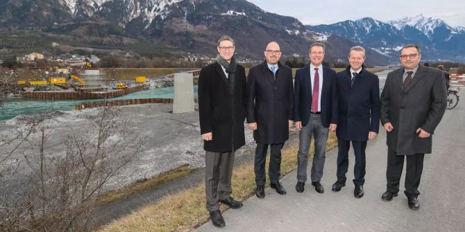 Vertragsunterzeichnung Langsamverkehrsbrücke