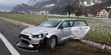 Flums: Selbstunfall