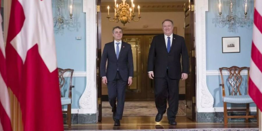 Aussenminister Cassis vor dem Gespräch mit seinem US-Amtskollegen Mike Pompeo im Aussenministerium in Washington.