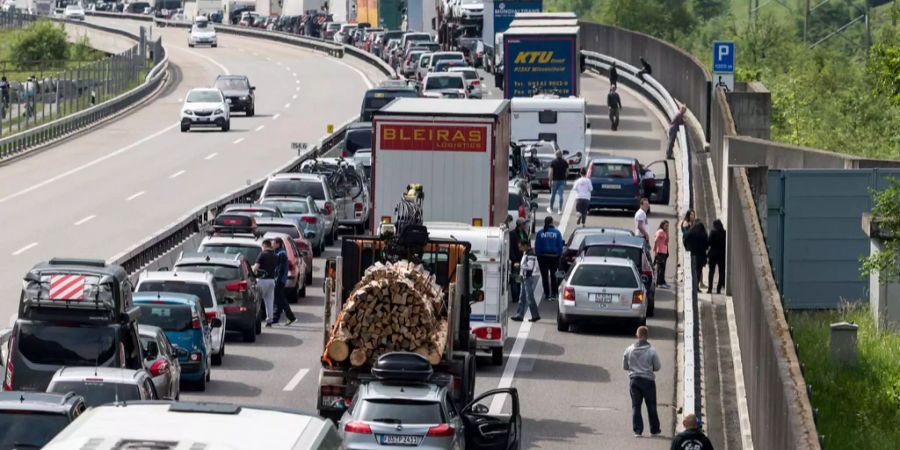 Stau am Gotthard