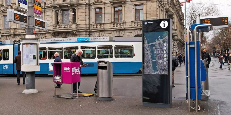 Der erste interaktive Stadtplan wird ab Oktober am Paradeplatz stehen.