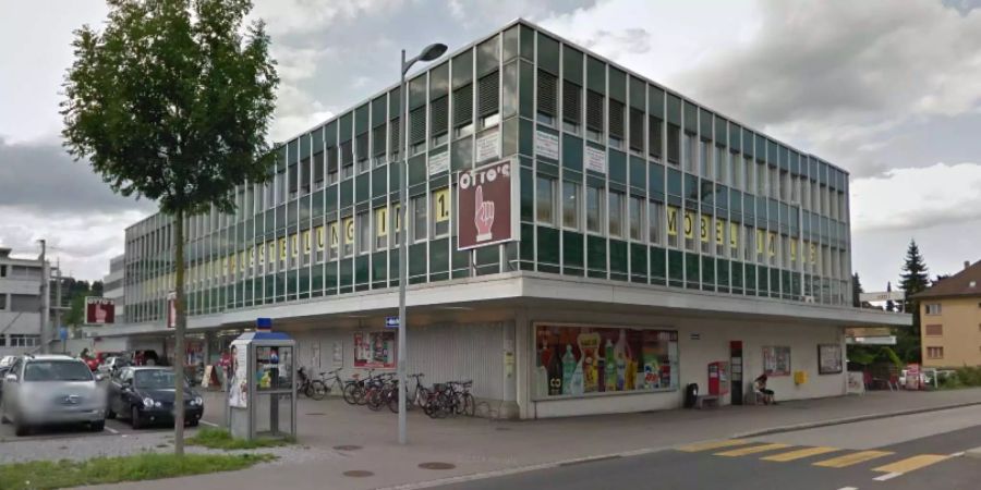 Was für eine Fassade: Die ehemalige ABM- (und heute Ottos-) Filiale in Köniz BE ist ein Wahrzeichen der Innovationskraft der Sechziger.