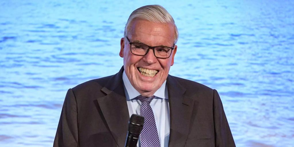 Klaus-Michael Kühne will Übernahmeangebot für Hamburger Hafen machen