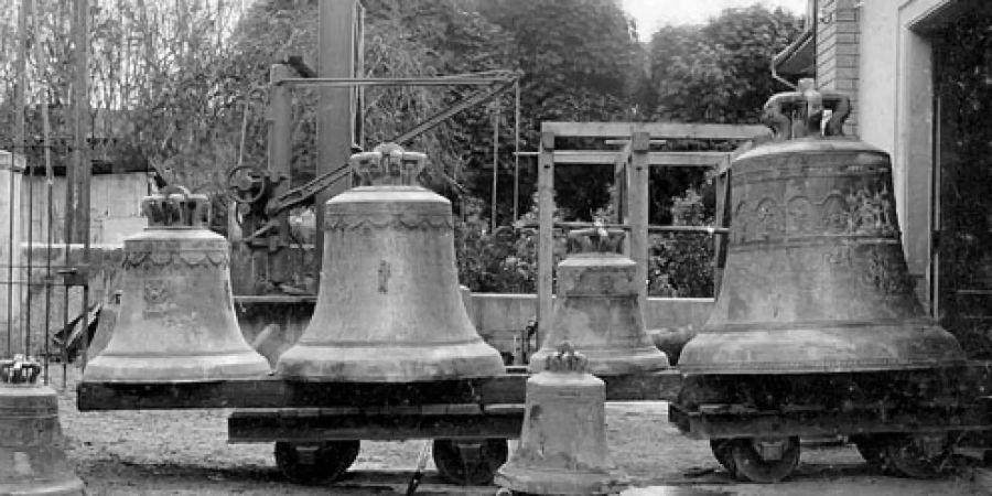 Die Glocken der Kirche St. Michael läuten seit dem 18. JH die Kirschsaison ein (Foto: 1902).