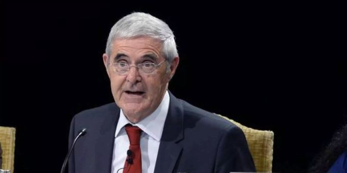 Alt-Bundesgerichtspräsident Giusep Nay übernimmt die finanzielle Kontrolle des Projekts. Alt-Bundesgerichtspräsident Giusep Nay übernimmt die finanzielle Kontrolle des Projekts.