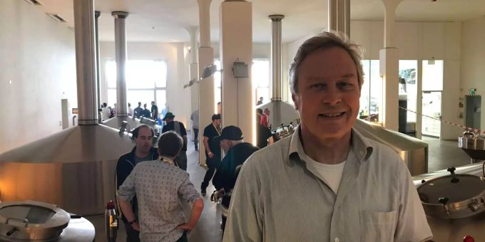 Braumeister zeigt Eichhof Brauerei - «Natürlich öffne ich täglich ein Bier!»
