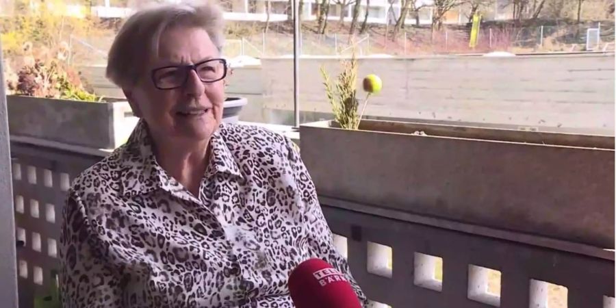 Brigitte Blank wohnt genau gegenüber der ehemaligen Postfiliale und zeigte sich gegenüber dem Regionalsender am Mittwoch masslos enttäuscht – nun dürfte die Rentnerin aufatmen.