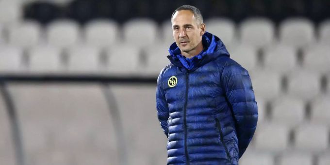 Adi Hütter zu seiner Zeit als Coach bei YB. Adi Hütter YB