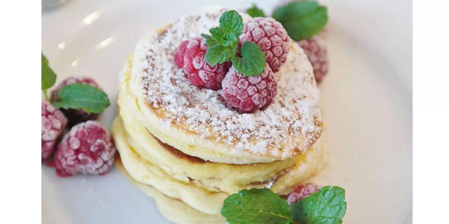 Das christliche Fasten ist nicht allzu streng. Oft reicht es auch, auf einige Speisen wie Fleisch oder Süssigkeiten zu verzichten.