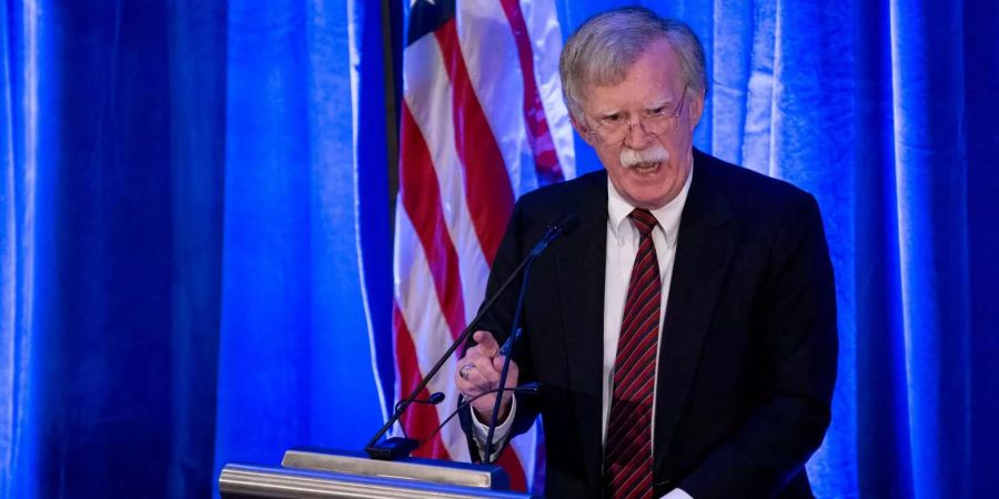 John Bolton, Nationaler Sicherheitsberater der USA, spricht bei einem Mittagessen im Mayflower Hotel.