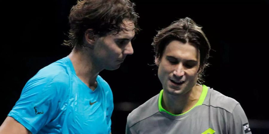 David Ferrer gratuliert Rafael Nadal zum Sieg