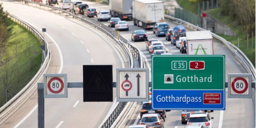 kilometerlanger stau gotthard nordportal