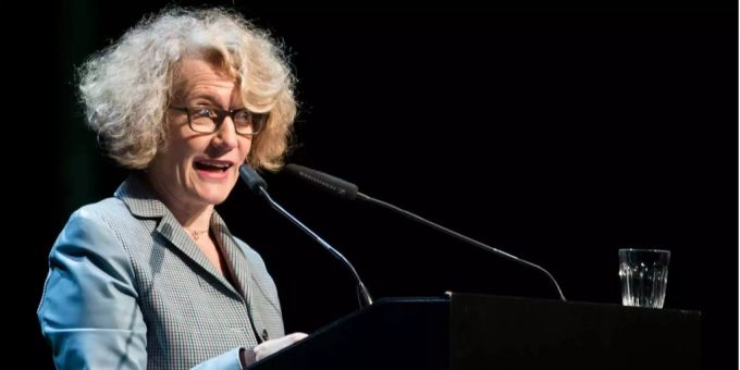 Zürcher Stadtpräsidentin Corine Mauch spricht während der Zeremonie des Kultur-Preises 2017 in Zürich. Sozialdemokratische Partei der Schweiz