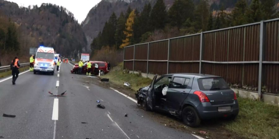 Aufnahmen vom Verkehrsunfall in Grüsch.