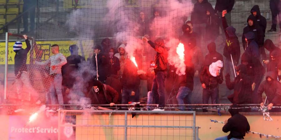 Ausschreitungen beim Match des FC Lausanne-Sport gegen den FC Thun.