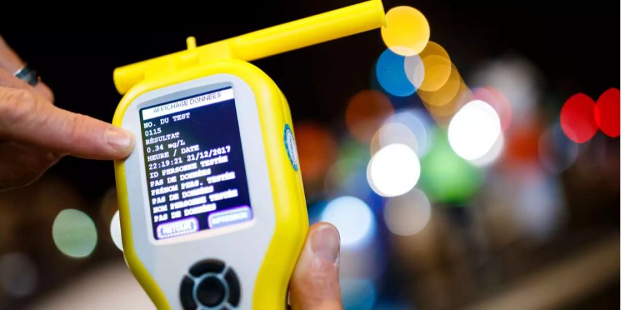 Beim Lenker wurden 2,5 Gramm Alkohol pro Liter Blut festgestellt.