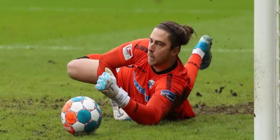 In der aktuellen Saison stand Jannik Huth bislang in allen Meisterschaftsspielen zwischen den Pfosten des SC Paderborn. Foto: Friso Gentsch/dpa