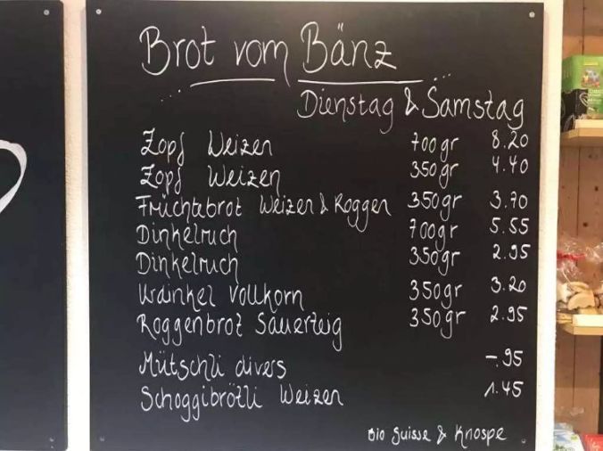 Feines Brot vom lokalen Beck wird auch verkauft.