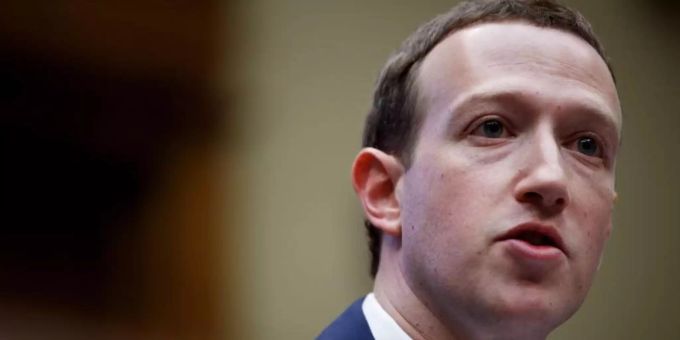 Auf Facebook werden Banalitäten, aber auch viel Gewalt und Hass gepostet. Facebook Zuckerberg
