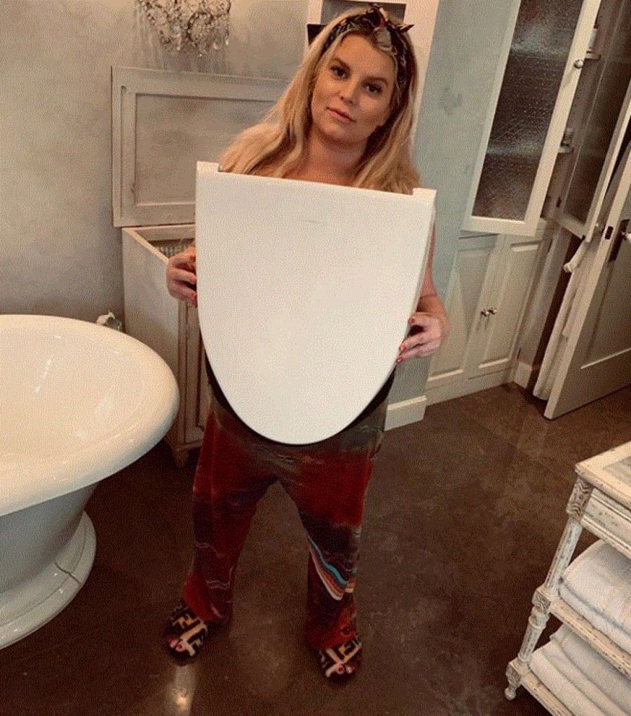 Jessica Simpson nahm in ihrer Schwangerschaft so zu, dass selbst die Toilette unter ihr zu Bruch ging.