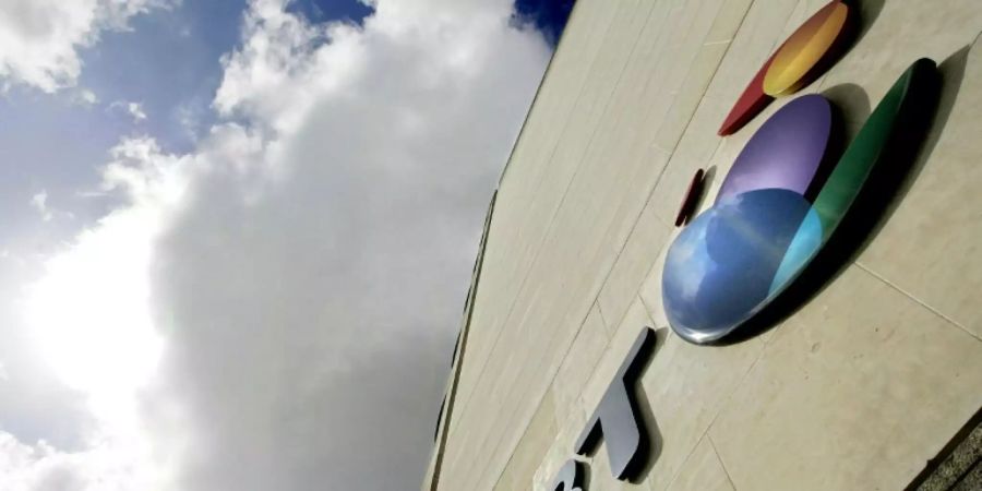 Labour fordert Teilverstaatlichung der britischen Telekom