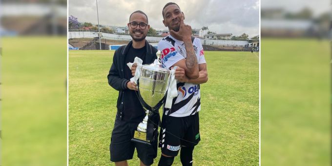 YB-Meisterheld - Guillaume Hoarau (38) feiert Cup-Titel in La Réunion