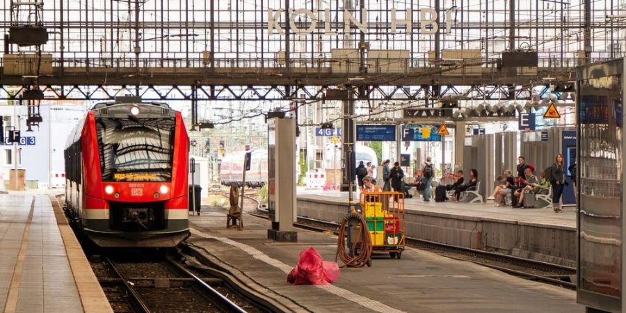 Die Bahnsteige könnten mit dem kommenden 49-Euro-Ticket wieder deutlich voller werden.