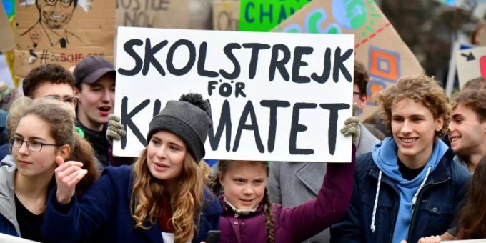 Klimaaktivistin Greta Thunberg bei Schulstreik in Berlin Klimaaktivistin Greta Thunberg bei Schulstreik in Berlin