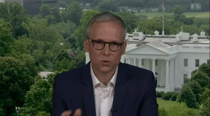 Thomas von Grünigen erlebte eine bewegte Zeit als Auslandskorrespondent fürs SRF in den USA. srf von grünigen