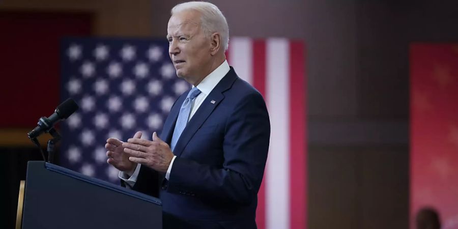 US-Präsident Joe Biden hält eine Rede über das Wahlrecht im National Constitution Center. Foto: Evan Vucci/AP/dpa