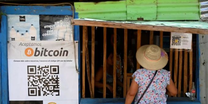 Kiosk akzeptiert Bitcoin in El Zonte Kiosk akzeptiert Bitcoin in El Zonte