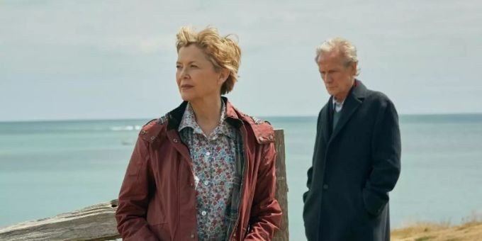 Die Ehe von Grace (Annette Bening) und Edward (Bill Nighy) ist zerrüttet. Foto: Robert Viglasky/Tobis Film/dpa Die Ehe von Grace (Annette Bening) und Edward (Bill Nighy) ist zerrüttet. Foto: Robert Viglasky/Tobis Film/dpa