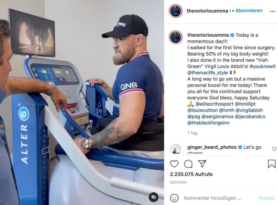 Conor McGregor macht erstmals Schritte seit seiner schlimmen Verletzung.