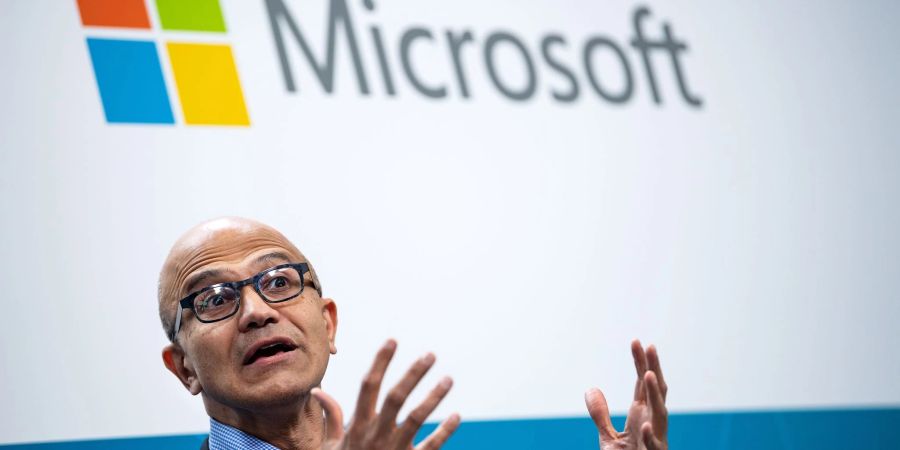 Satya Nadella, CEO von Microsoft. Der Konzern wird umfassende KI-Funktionen in seine Büro-Anwendungen integrieren.