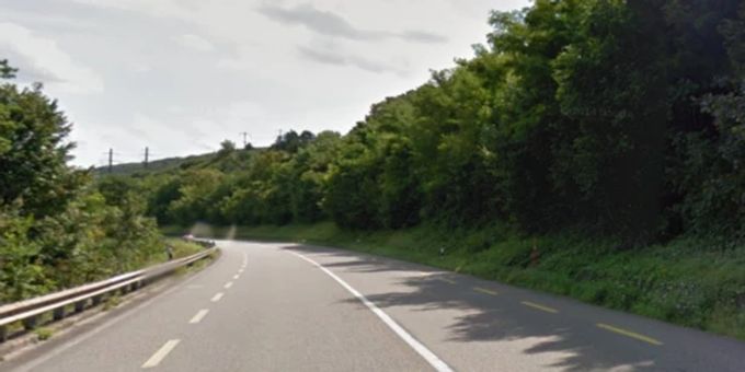 Die Hauptstrasse zwischen Mumpf und Stein AG. Schweiz