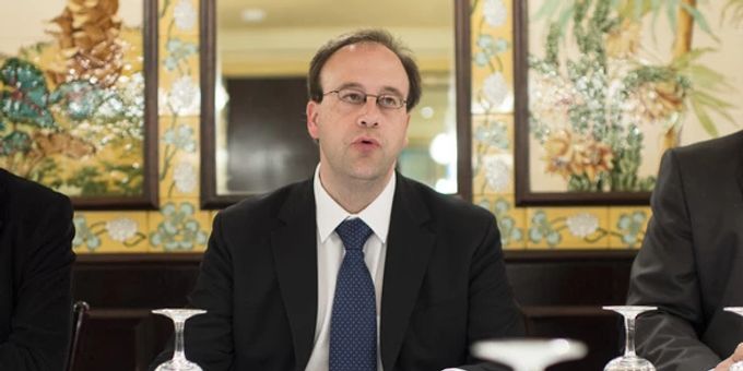 Henrique Schneider sollte SGV-Direktor werden, doch gegen ihn wurden Plagiatsvorwürfe laut. (Archivbild) machtkampf gewerbeverband