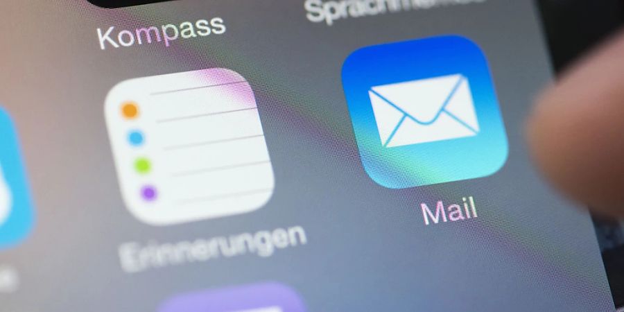 Staatsanwaltschaften haben in der Schweiz leichten Zugang zu E-Mails, eine richterliche Kontrolle gibt es erst im Nachhinein. (Themenbild)