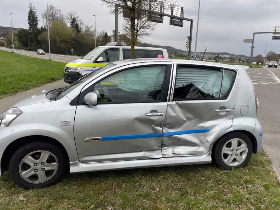 An den Fahrzeugen entstand ein Sachschaden.