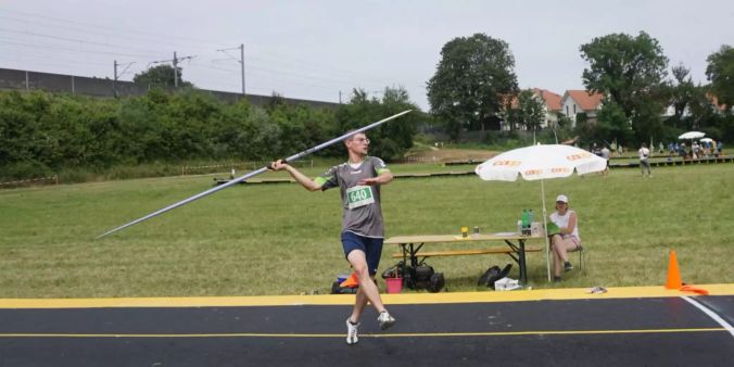 Matthias Gerber beim Speerwerfen.
