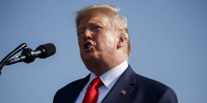 US-Präsident Donald Trump (Archiv). orange glühbirnen