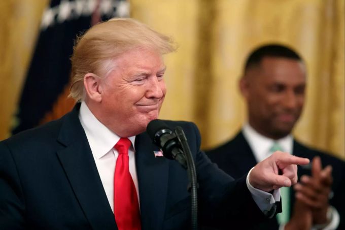 Der Leibarzt des amerikanischen Präsidenten erklärte Donald Trump für fettleibig. Leibarzt