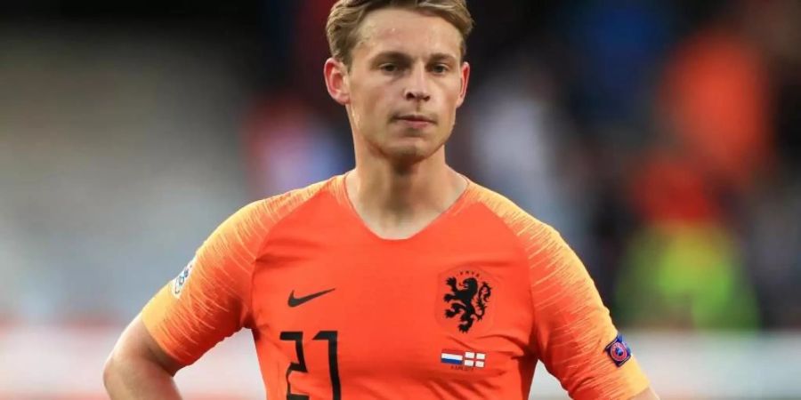 Gerade einmal 22 Jahre alt, aber schon der fast alles bestimmende Stratege der Niederländer: Frenie de Jong. Foto: Mike Egerton/PA Wire