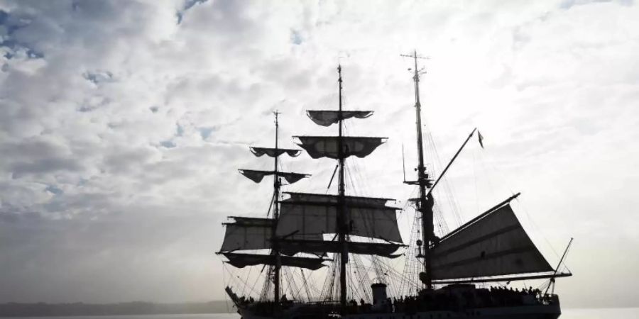 Im Fall der 2008 tödlich verunglückten «Gorch Fock»-Kadettin Jenny Böken wird wieder ermittelt. Foto: Carsten Rehder