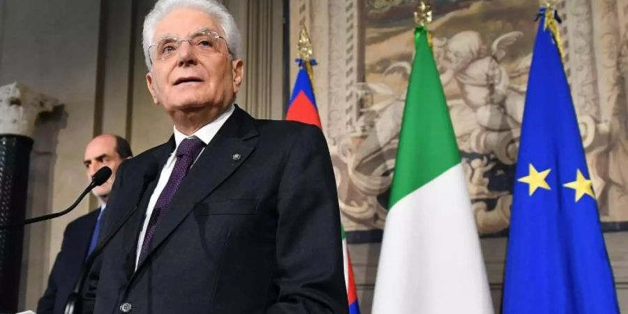 Präsident Sergio Mattarella, hier im vegangenen Jahr, sondiert die Möglichkeiten einer neuen Regierungsbildung. Foto: Ettore Ferrari/ANSA