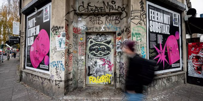 Das Häusereck des KitKat Clubs in Berlin. Der Club ist zurzeit ein Corona-Testzentrum. (Archivbild) KitKat Club
