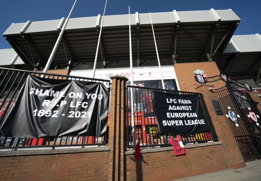 Die Liverpool-Fans setzen an der Anfield Road eine klare Botschaft.